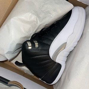 JORDAN 12 Playoff
